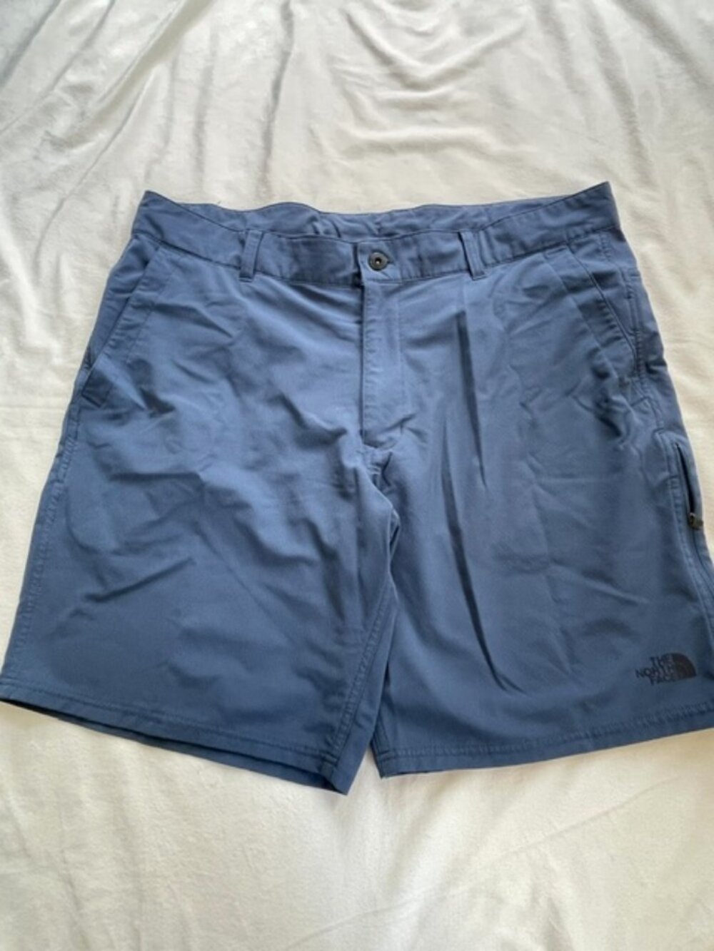 The North Face Men's Flashdry Activewear Short Pants, Blue, Size 38